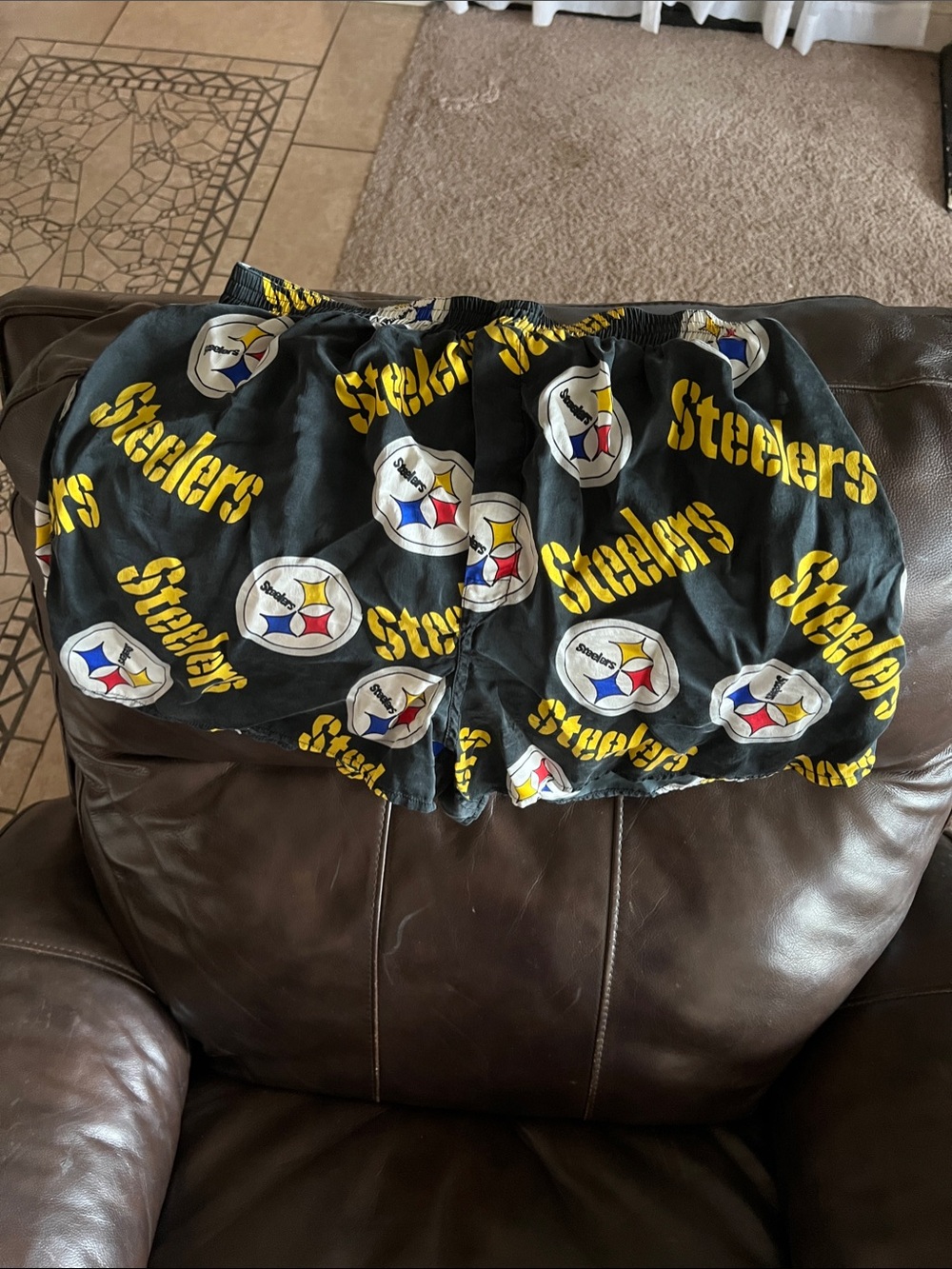 NFL Pittsburgh Steelers L 100% silk Black & Yellow men’s boxers